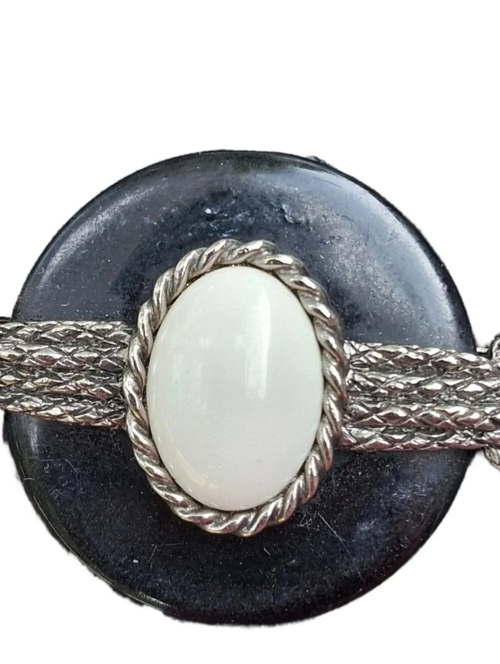 Vintage Black & White Faux Lucite Ring Bar Brooch Cabochon Knot Pin